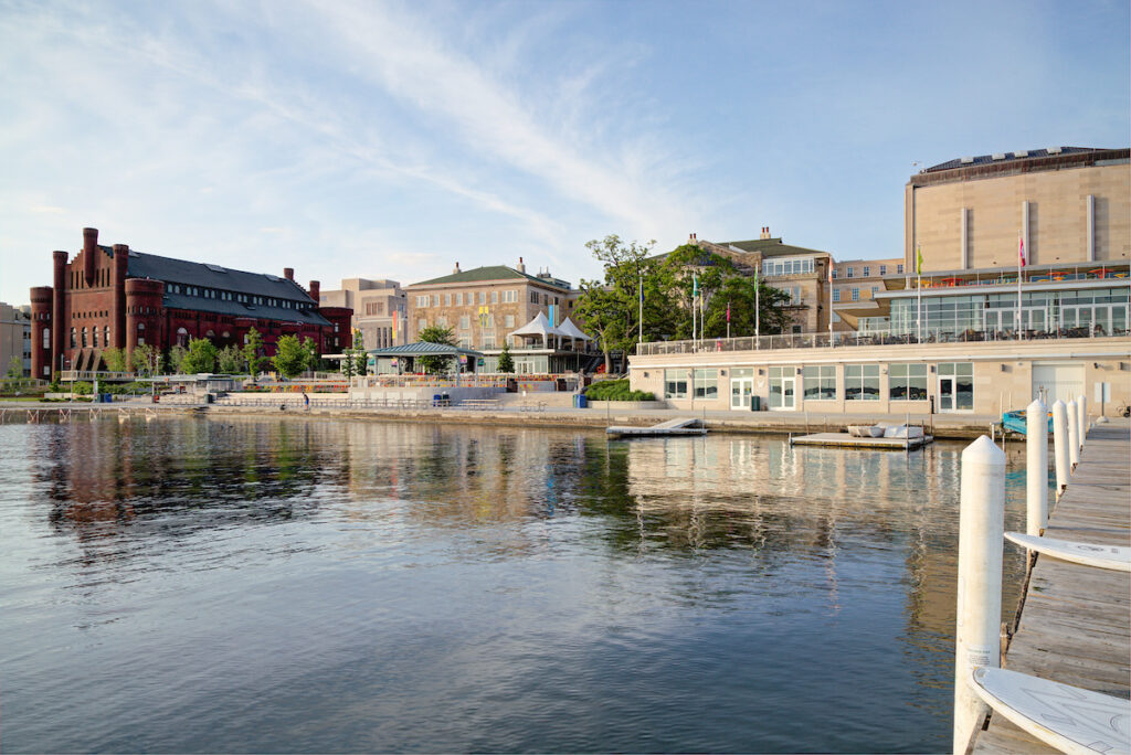 On June 06, 2018, SW photographed the Memorial Union Terrace’s completed East Terrace and Seam at morning, mid-afternoon and at night. Showcases MUR, Terrace dining units, Student life and night life at the Memorial Union Terrace.